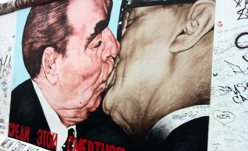 Bacio muro di Berlino